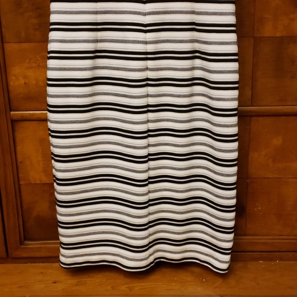 Calvin Klein White Stripe Sleeveless Dress Size 4 - Picture 4 of 8